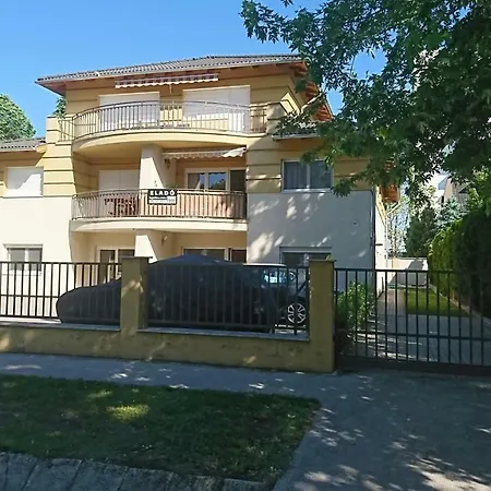 Yellow Sun Apartman Siofok Exterior photo