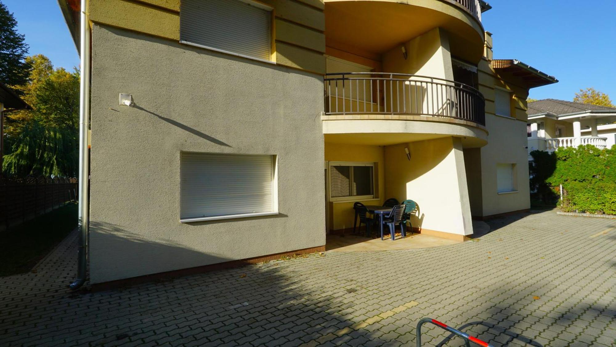 Yellow Sun Apartman