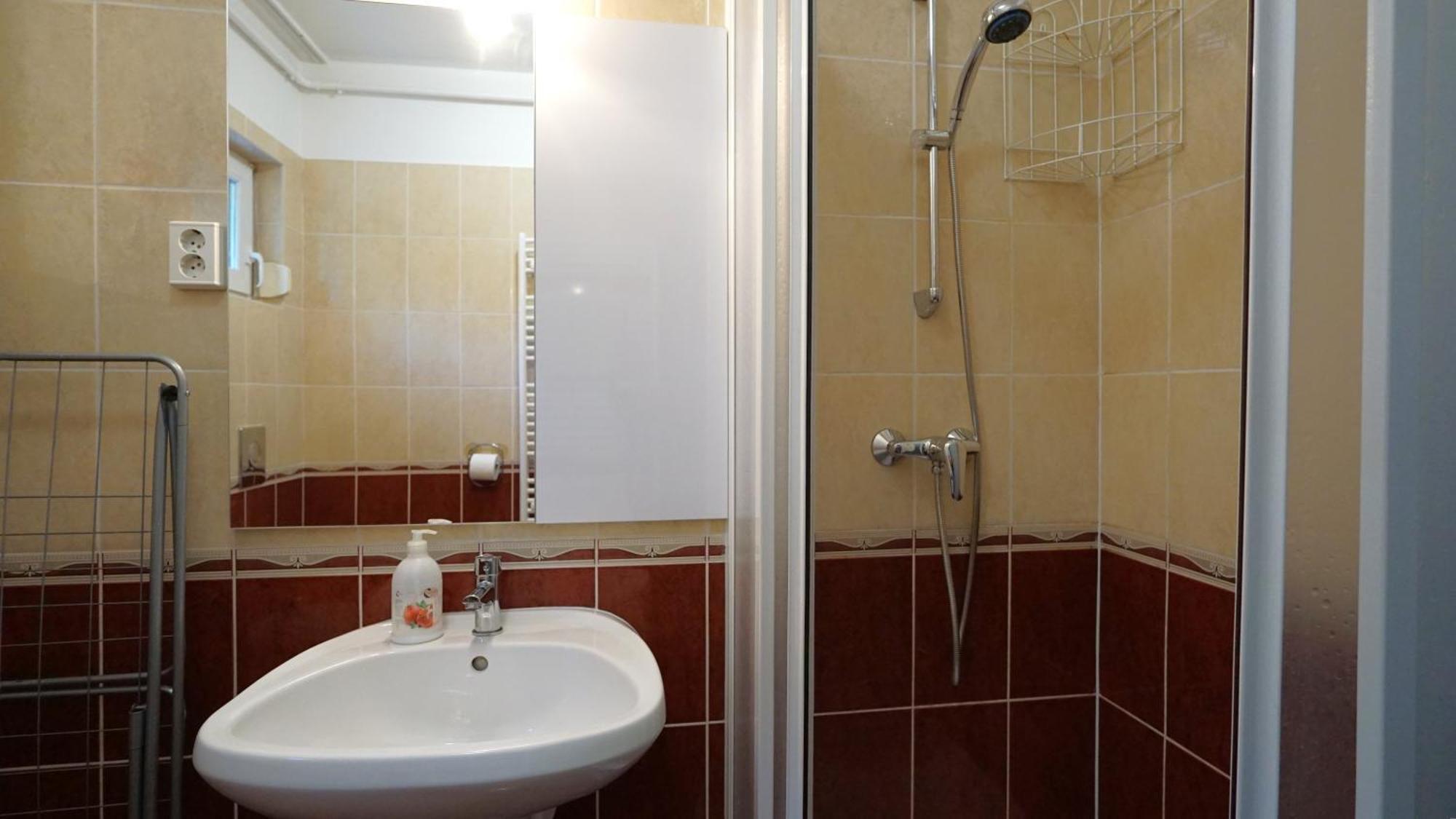 Yellow Sun Apartman Apartment *