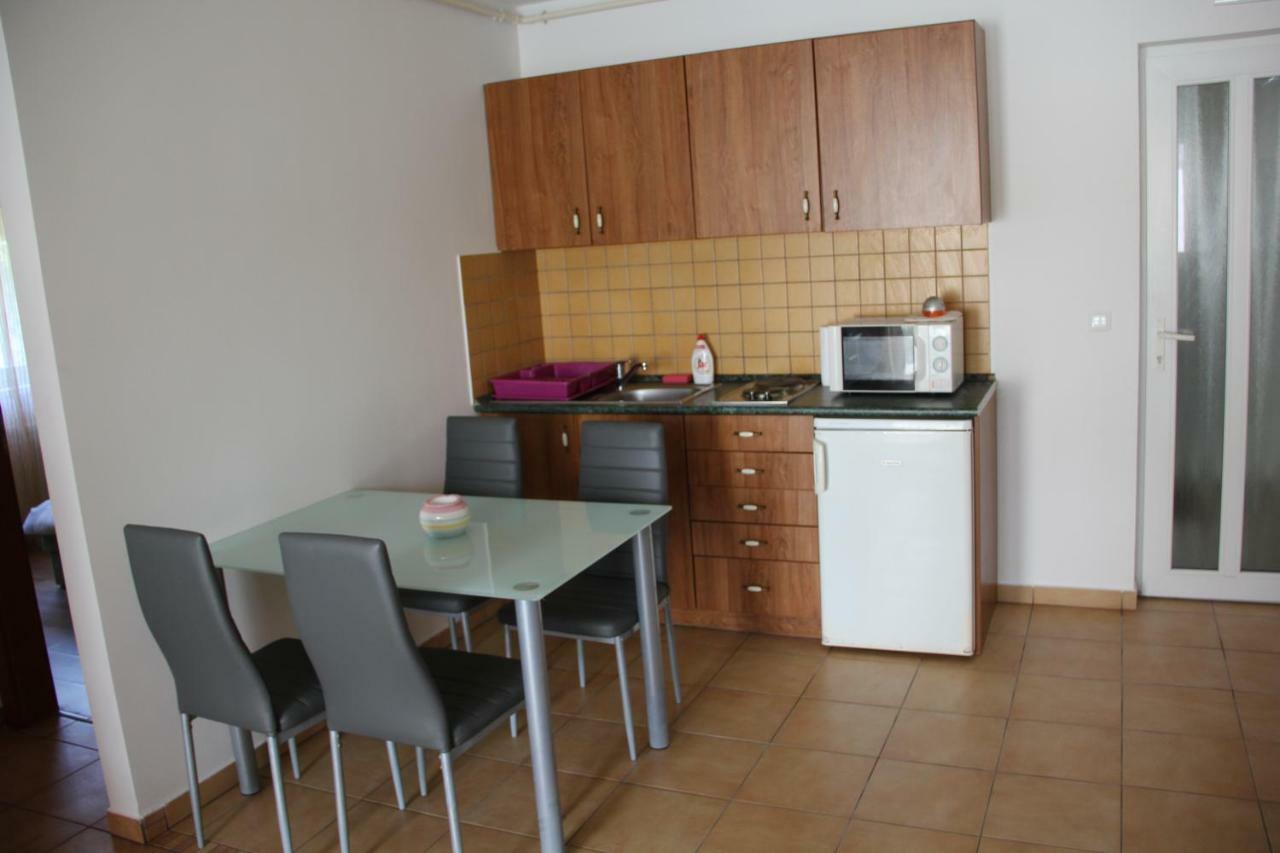 Yellow Sun Apartman Apartment *