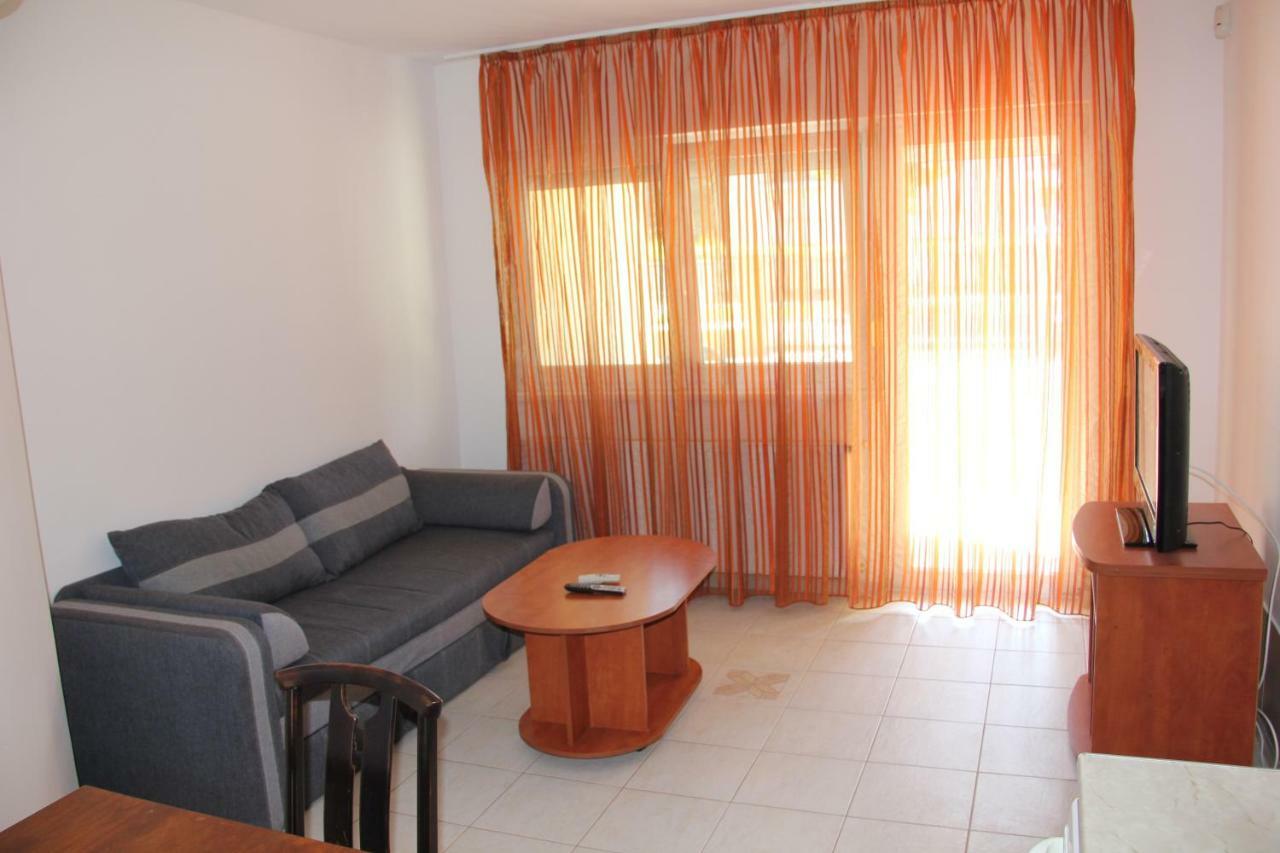 Yellow Sun Apartman