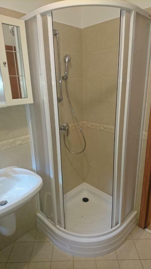 Yellow Sun Apartman Apartment